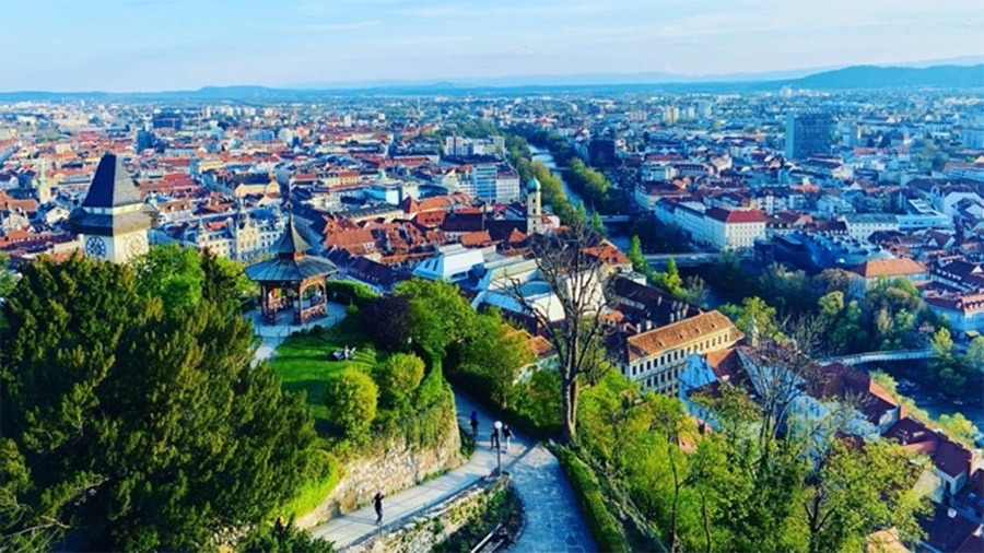 DACH Fellowship Aline Suter