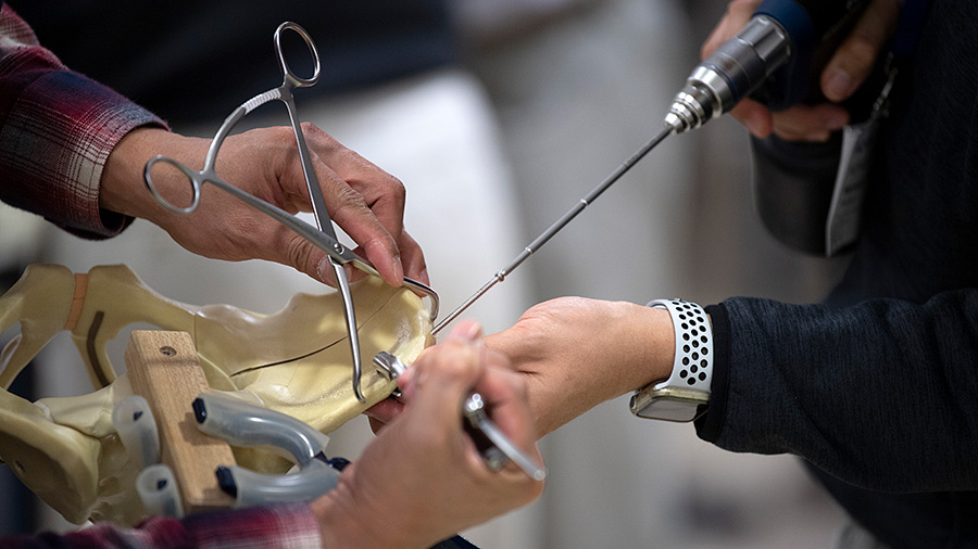 Practical exercise from a pelvis and acetabular fractures course